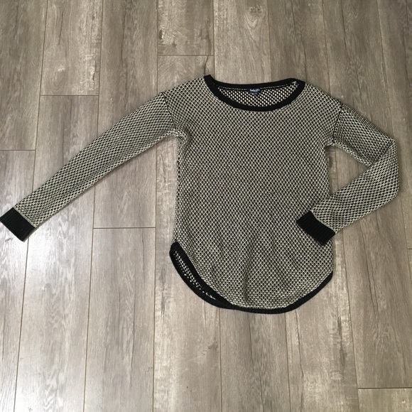 Splendid Sweaters - Splendid black and white crewneck sweater xs